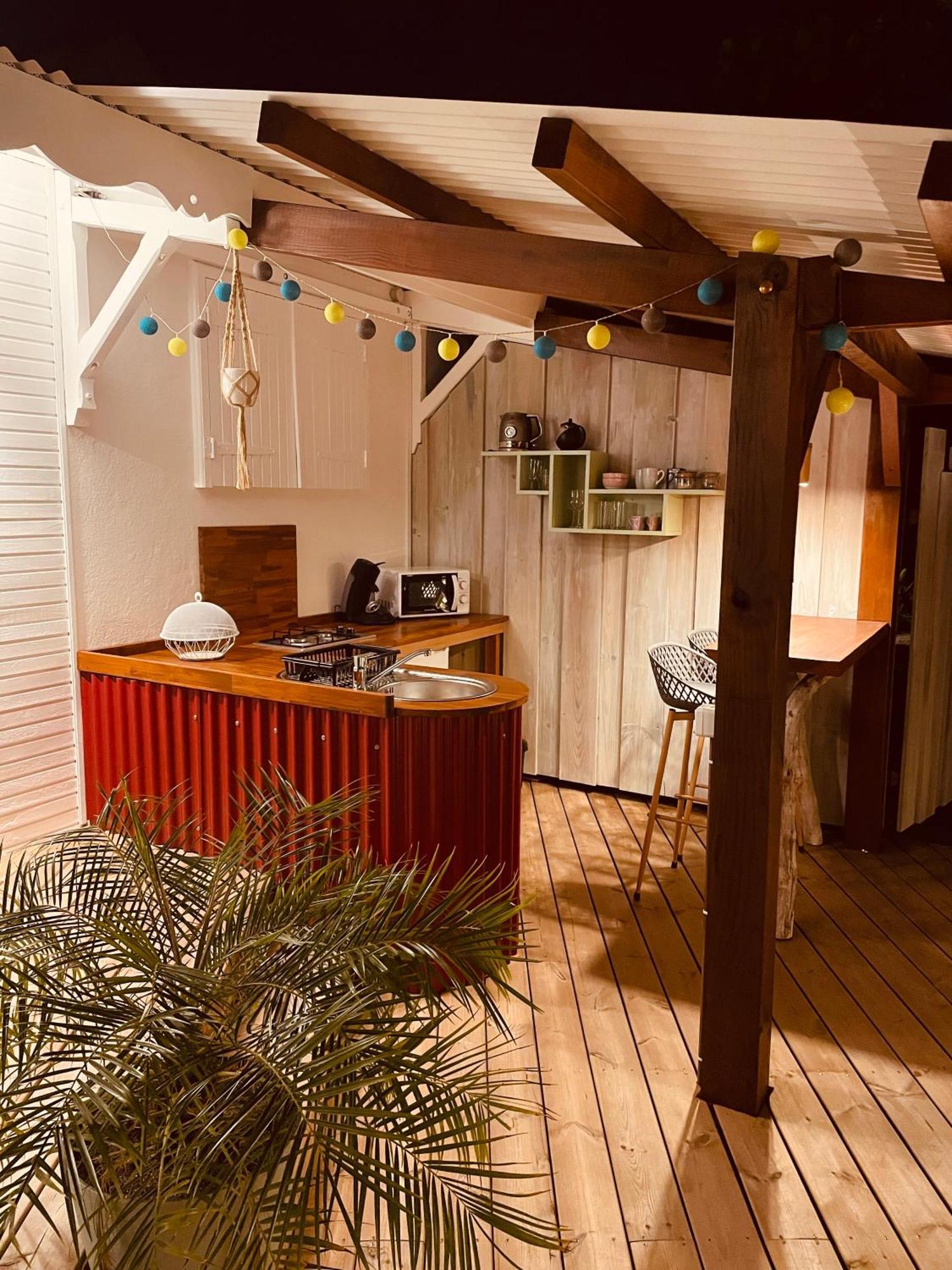 Les Coulirooms - Suite Avec Jacuzzi Et Grande Terrasse Sainte-Anne (Grande-Terre) Exterior foto