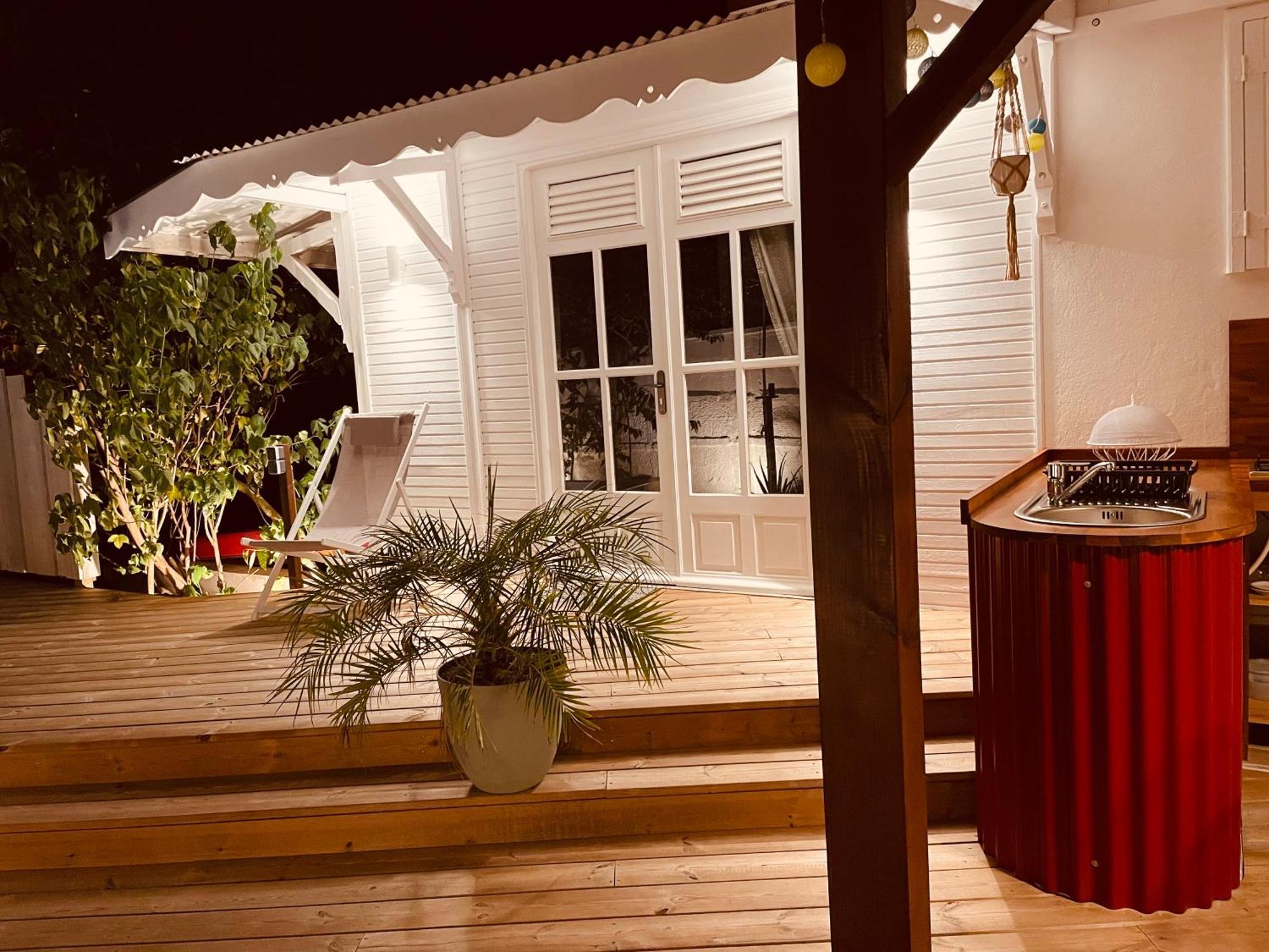 Les Coulirooms - Suite Avec Jacuzzi Et Grande Terrasse Sainte-Anne (Grande-Terre) Exterior foto